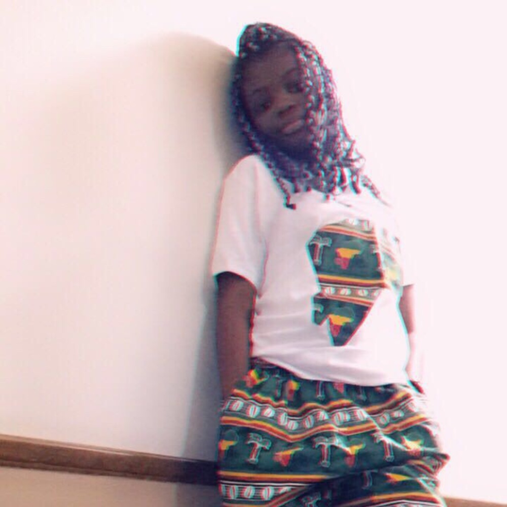 A African suit and I ll say small